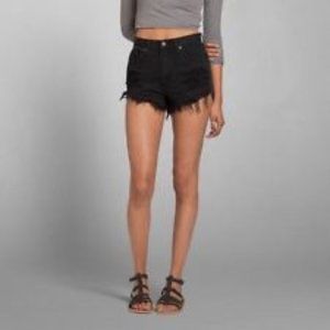 🍋🍋🍋Abercrombie Fitch Hi Rise ripped denim short